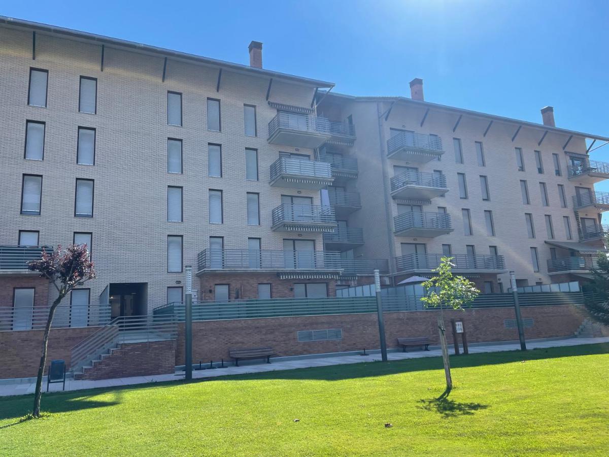 Penas De Aia Apartment Jaca Luaran gambar